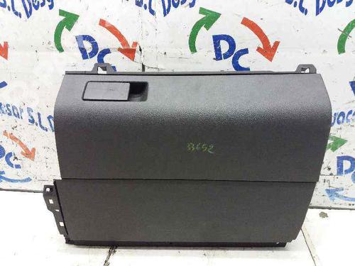 Used Glove box VW TOURAN (1T1, 1T2) 2.0 TDI 16V (140 hp) 5179130