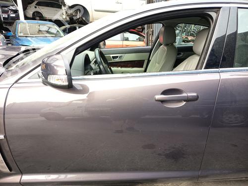 Used Left front door Left front door JAGUAR XF I (X250) 2.7 D (207 hp) 33843707 33843707