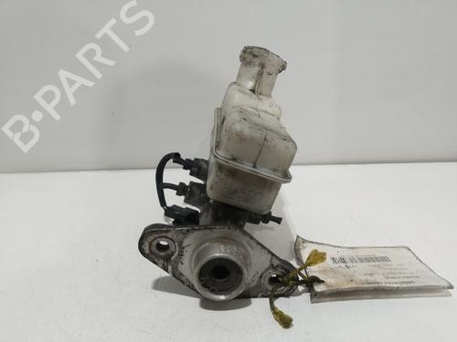 Used Brake master cylinder HYUNDAI H-1 Van (A1) [1997-2008]  5188335