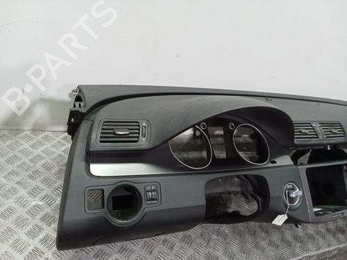 Tableau de bord VW PASSAT B6 (3C2) 2.0 TDI | BP29359994C46 