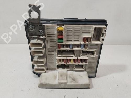 Used Fuse box Fuse box RENAULT SCÉNIC II (JM0/1_) 1.9 dCi (JM14) (131 hp) 32216773 32216773