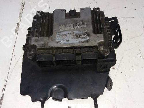 Used Engine control unit (ECU) PEUGEOT 206 Hatchback (2A/C) [1998-2012]  5190696