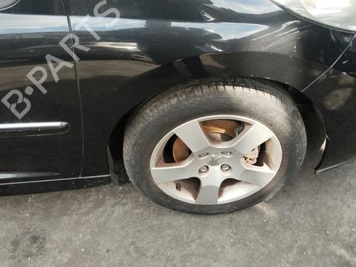 Guarda-lamas direito Guarda-lamas direito PEUGEOT 207 (WA_, WC_) 1.6 HDi (90 hp) 36091879 36091879