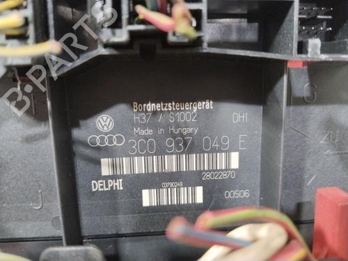 Fuse box SKODA OCTAVIA II Combi (1Z5) 1.9 TDI | BP30153504E1