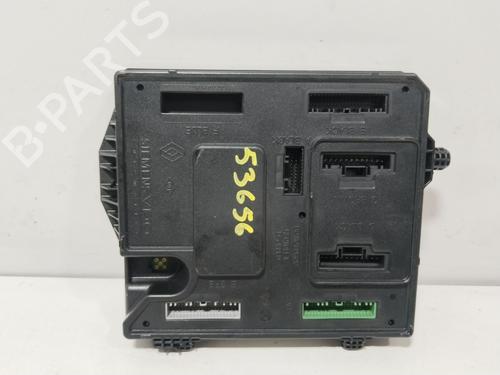 Used Fuse box Fuse box 38702741 38702741