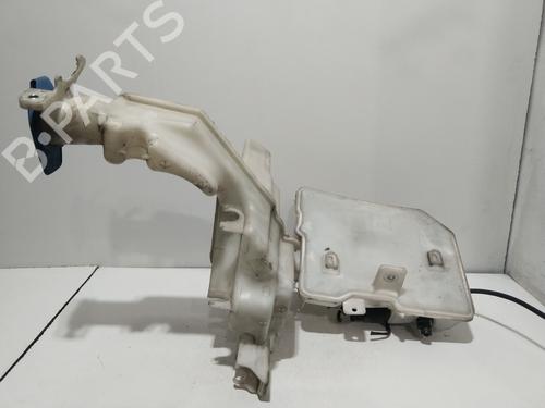 Used Windscreen washer tank VW PASSAT B6 (3C2) 2.0 TDI 16V (140 hp) 26001096
