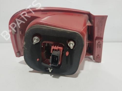 Right taillight VW PASSAT B6 (3C2) 2.0 TDI | BP24843071C35 - Image 3