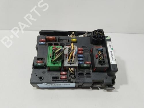 Used Fuse box PEUGEOT 206 Hatchback (2A/C) 1.4 HDi eco 70 (68 hp) 28294896