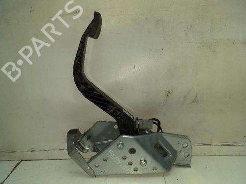 Used Clutch pedal Clutch pedal OPEL ZAFIRA / ZAFIRA FAMILY B (A05) [2005-2019] 8773046 8773046