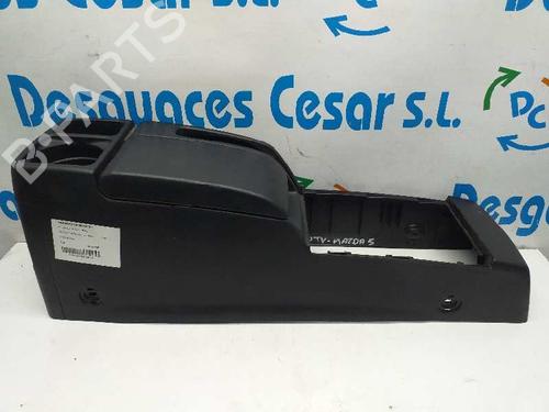 Used Middle console Middle console MAZDA 5 (CR) [2005-2010] 11682897 11682897