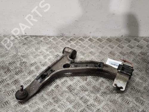 Used Left front suspension arm Left front suspension arm MERCEDES-BENZ A-CLASS (W176) A 180 CDI (176.000) (109 hp) 26025818 26025818