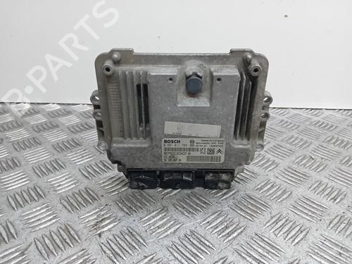 Used Engine control unit (ECU) PEUGEOT 206 Hatchback (2A/C) [1998-2012]  16994108