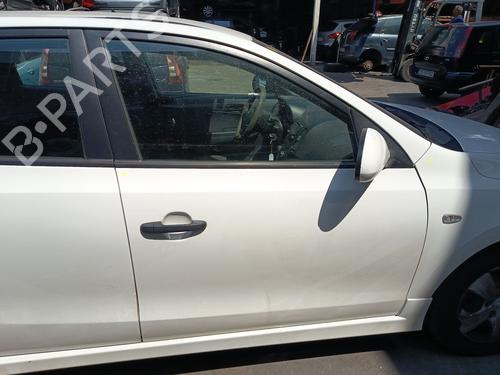 Used Right front door Right front door 38052685 38052685