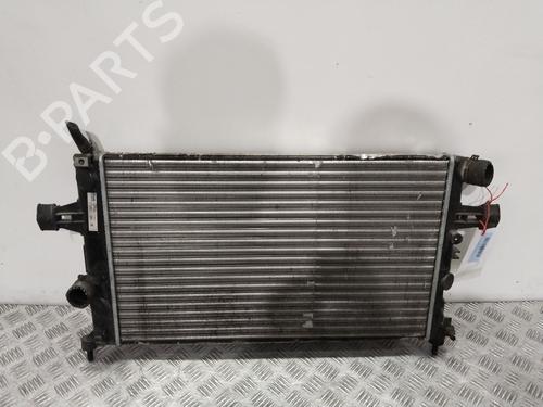 Used Water radiator OPEL ZAFIRA A MPV (T98) 1.8 16V (F75) (125 hp) 28818563