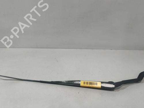 Used Front windshield wiper arm HONDA CR-V I (RD) 2.0 16V 4WD (RD1, RD3) (128 hp) 32147176