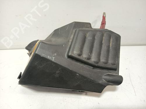 Used Fuse box Fuse box 37641405 37641405