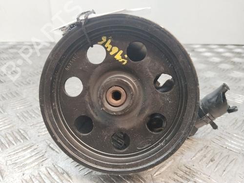 Used Steering pump FORD FOCUS I (DAW, DBW) [1998-2009]  18158406