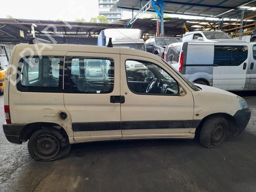 Grille CITROËN BERLINGO / BERLINGO FIRST Box Body/MPV (M_) 1.9 D 70 (MBWJZ, MCWJZ) | BP17642944C40 