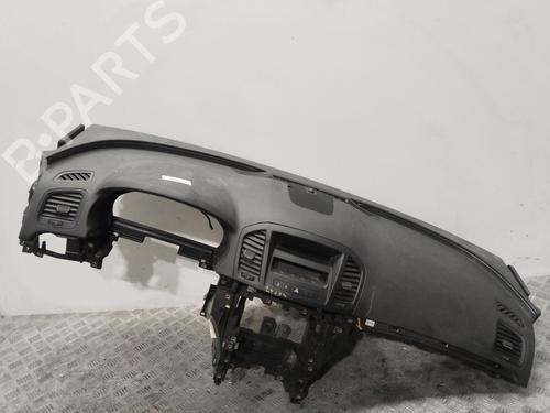 Tableau de bord SEAT ALTEA (5P1) 1.9 TDI (105 hp) 22716183