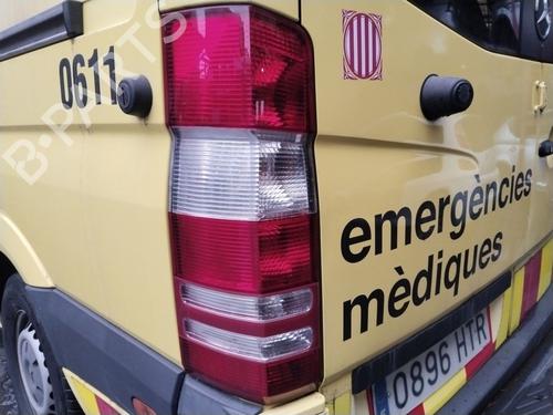 Used Left taillight Left taillight MERCEDES-BENZ SPRINTER 3,5-t Van (B906) 313 CDI (906.631, 906.633, 906.635, 906.637) (129 hp) 33621184 33621184