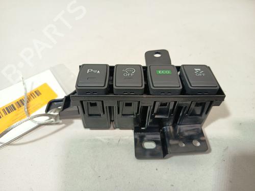 switch-nissan-qashqai-ii-j11-j11_-2013-34538514 main image