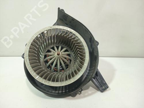Used Heater blower motor Heater blower motor VW POLO V (6R1, 6C1) 1.6 TDI (90 hp) 33656618 33656618