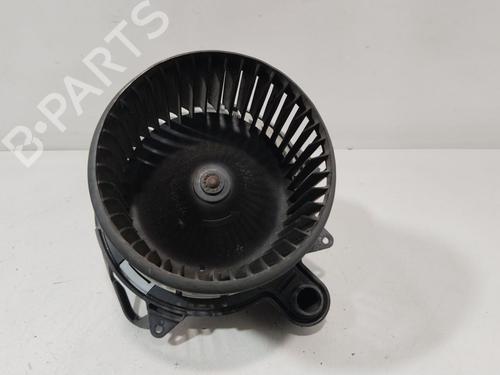 Motor da chauffage Motor da chauffage RENAULT CAPTUR I (J5_, H5_) 1.2 TCe 120 (118 hp) 35953079 35953079