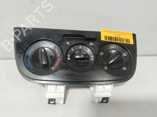 Used Climate control Climate control 37517634 37517634