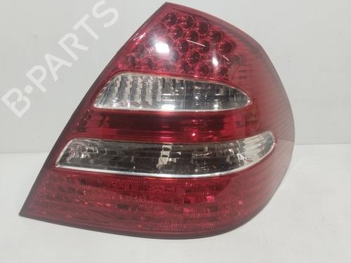 Used Right taillight MERCEDES-BENZ E-CLASS (W211) E 320 CDI (211.026) (204 hp) 31975710