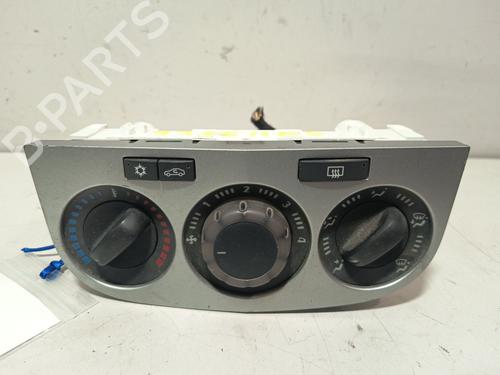 Used Climate control Climate control 37999823 37999823
