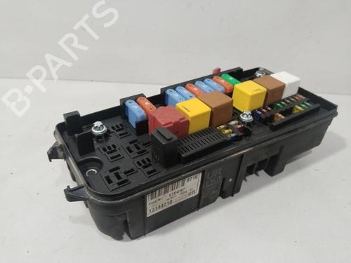 Boîte à Fusibles OPEL VECTRA C (Z02) 2.2 DTI 16V (F69) | BP29736395E1 