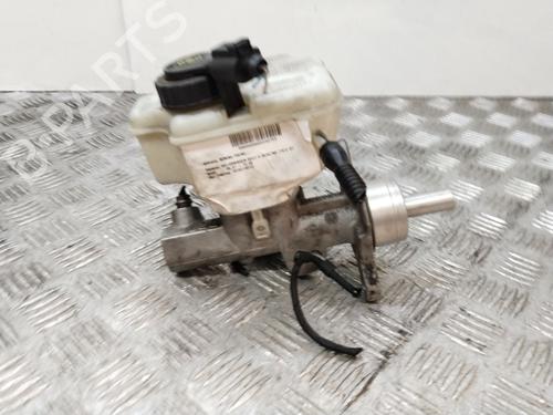 Used Brake master cylinder Brake master cylinder VW GOLF V (1K1) [2003-2010] 17948905 17948905
