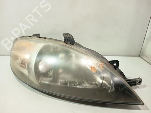 Used Right headlight Right headlight CHEVROLET LACETTI (J200) 1.6 (109 hp) 33831838 33831838