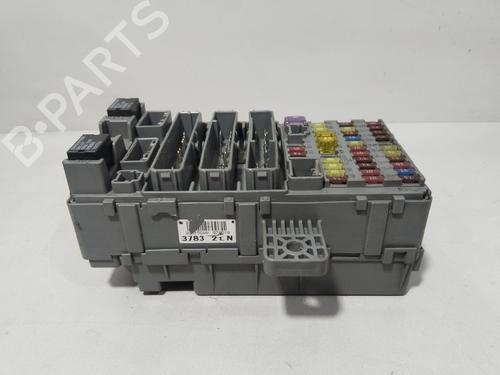 Fuse box HONDA CIVIC VIII Hatchback (FN, FK) 2.2 CTDi (FK3) | BP30834617E1