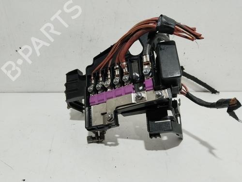 Used Fuse box Fuse box VW UP! (121, 122, BL1, BL2, BL3, 123) e-Up (82 hp) 40101420 40101420