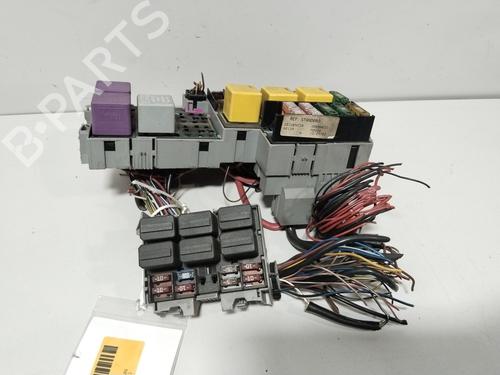 Fuse box OPEL CORSA C (X01) 1.4 (F08, F68) | BP37264083E1 - Image 2