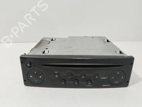 Used Radio NISSAN INTERSTAR Van (X70) dCi 120 (120 hp) 28080017