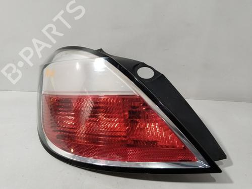 Piloto trasero izquierdo OPEL ASTRA H (A04) 1.9 CDTI (L48) (150 hp) 30721192