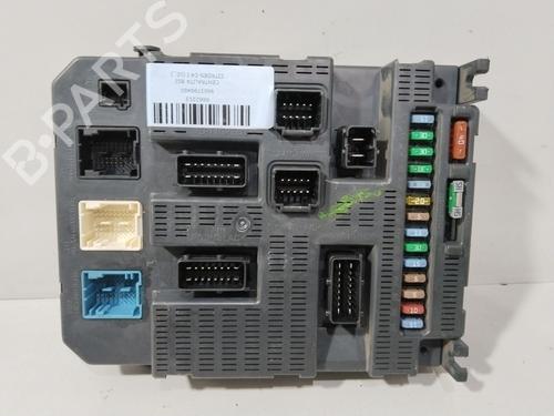 Used Fuse box CITROËN C4 I (LC_) 1.4 16V (88 hp) 30728062