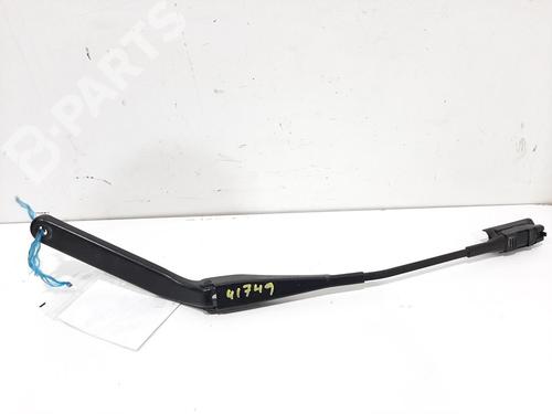 Front windshield wiper arm BMW 1 (E87) 118 d | BP7103923C143 