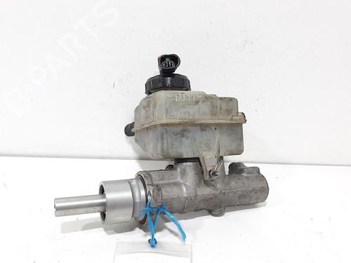 Used Brake master cylinder Brake master cylinder NISSAN INTERSTAR Van (X70) [2002-2026] 8633577 8633577