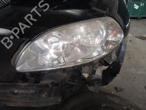 Used Left headlight Left headlight FIAT CROMA (194_) 1.9 D Multijet (194AXC1B, 194AXC12) (150 hp) 36223990 36223990