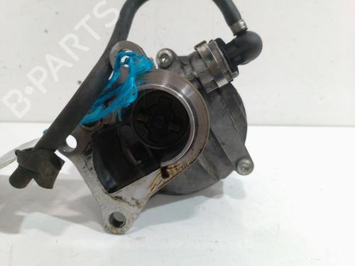 Used Vacuum pump RENAULT GRAND SCÉNIC II (JM0/1_) [2004-2009]  13732513