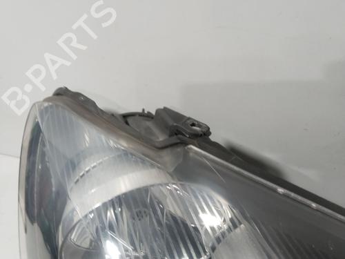 Right headlight VW GOLF PLUS V (5M1, 521) 1.6 TDI | BP31307978C29