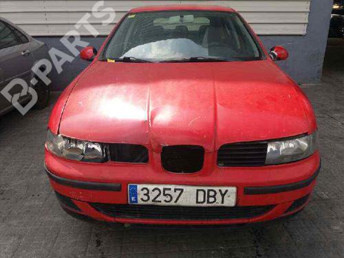 Left taillight SEAT LEON (1M1)  | BP5877630C34 
