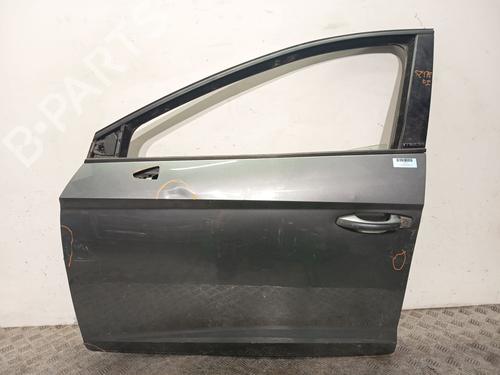 Used Left front door Left front door SEAT LEON (5F1) 1.6 TDI (105 hp) 30860151 30860151