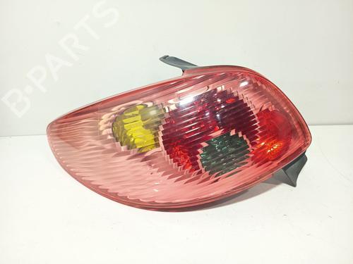 Used Left taillight Left taillight PEUGEOT 206 Hatchback (2A/C) 1.4 i (75 hp) 39962467 39962467