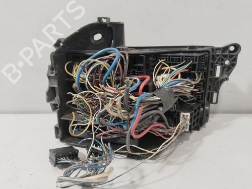 Fuse box LEXUS IS II (_E2_) 220d (ALE20) | BP37997122E1 - Image 2