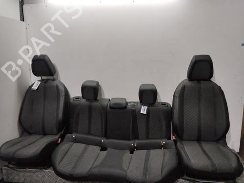 Used Seats set PEUGEOT 2008 II (UD_, US_, UY_, UJ_, UR_, UC_) 1.2 PureTech 100 (USHNK) (101 hp) 30732272