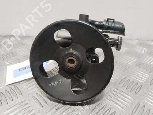 Bomba direccion KIA SORENTO I (JC) 2.5 CRDi 4WD (140 hp) 31625871